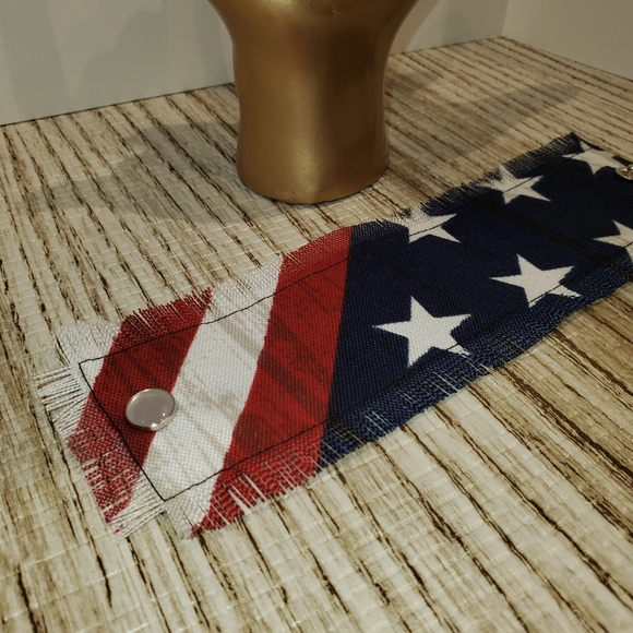 Handmade Flag Patriotic Fabric Bracelet Frayed - Picture 3 of 5